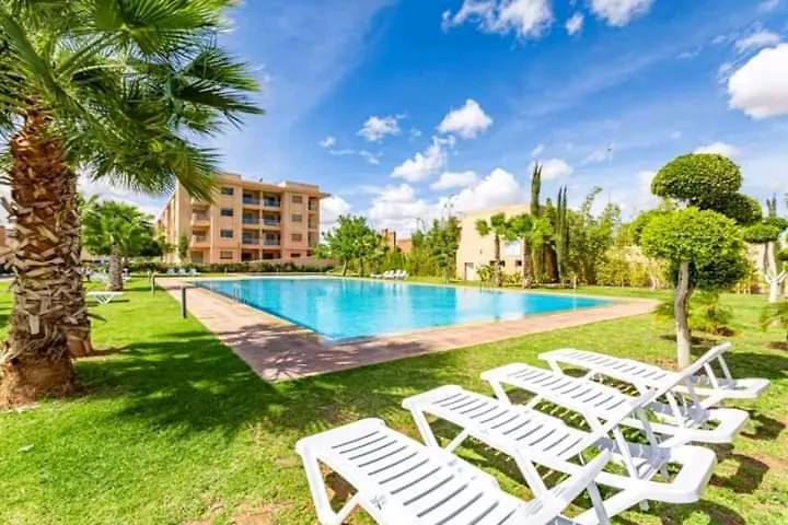 הקונטקטים של Appartement De Prestige
